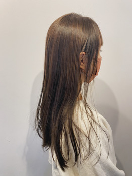 《 miki 》ニットに似合わせた、ヘアカラー_20211222_1