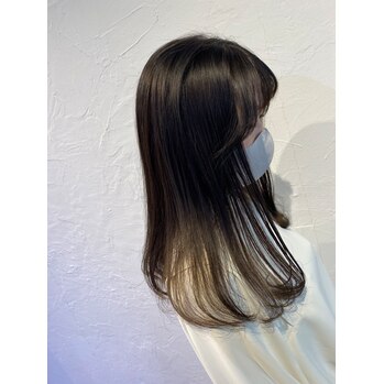 ダークトーンでも透明感を_20210408_1