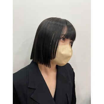 プツッとボブ×スモーキーブラック【HIKARI】_20231129_1
