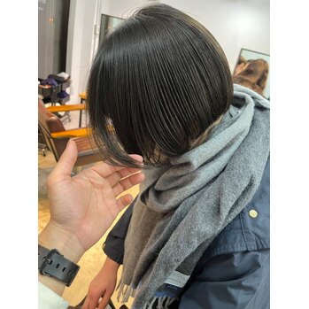 退色しても綺麗なダークオリーブカラー_20230218_1