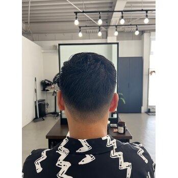 【HIKARI】上品な刈り上げフェードカット_20240914_1