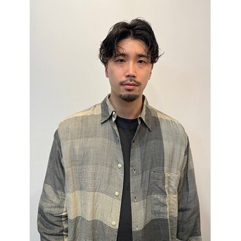 ストレートヘアにパーマをかけて1か月半_20221023_1