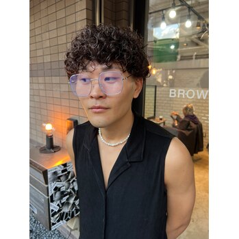 【HIKARI】髪型でさらにファッションを素敵に_20240821_2