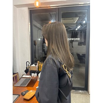 【SAE】ベージュが人気！_20250417_1