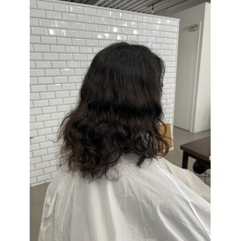 i111237447 【HIKARI】癖毛を活かしたパーマ風カット_20240913_2